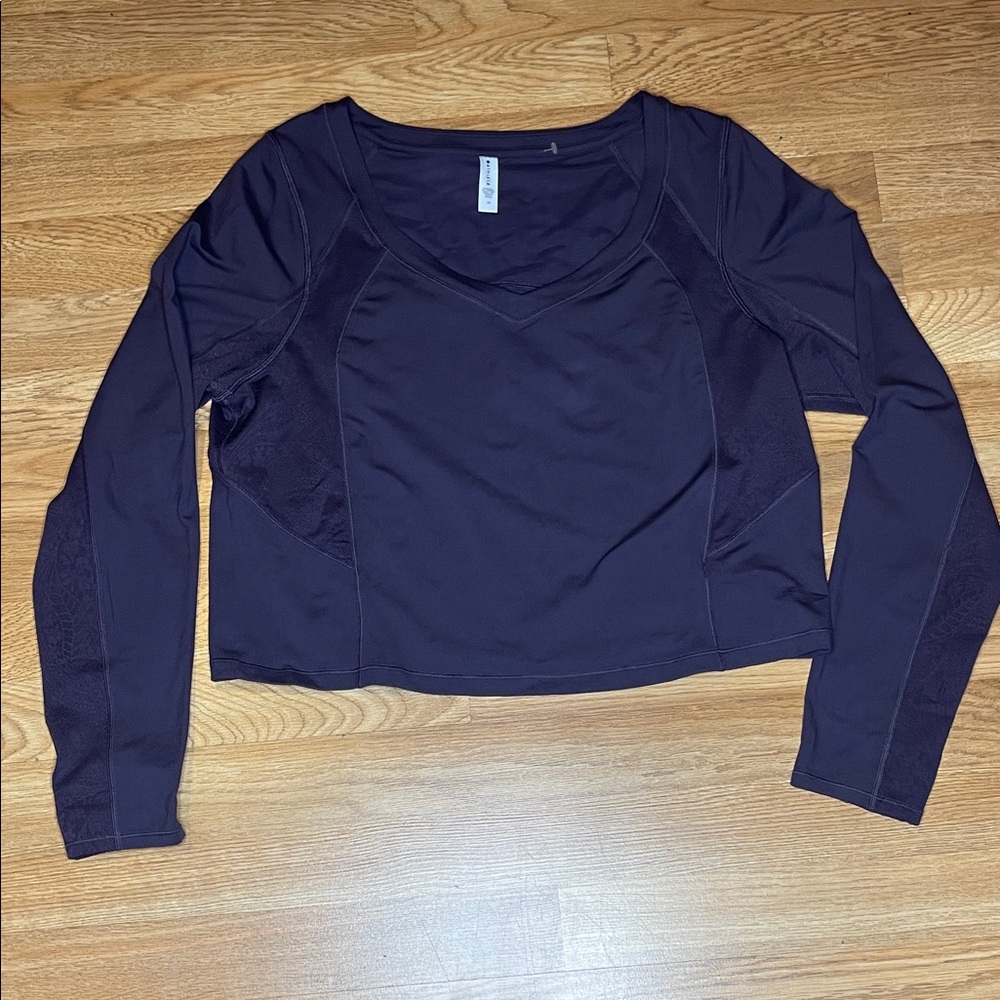 Athleta Women's purple Long Sleeve Blouse